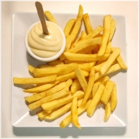 Friet met saus